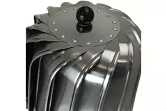 Napędzany wiatrem wentylator dachowy Cowl Oblong 150 mm ze stali nierdzewnej wraz z płytą dachową - 325 m3/h